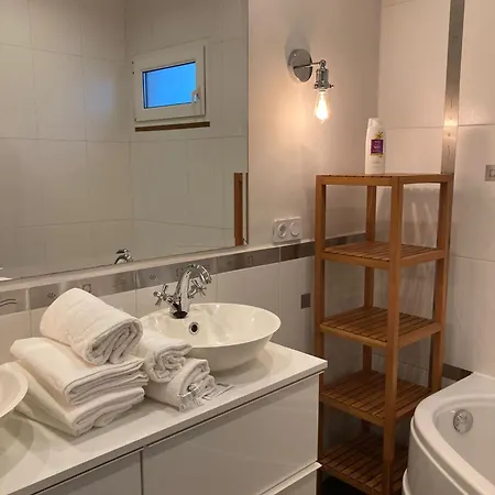 Precioso A Estrenar Apartamento Bilbao